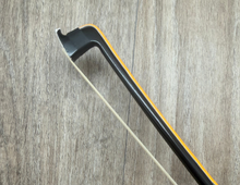 Load image into Gallery viewer, IllumeBow LED 3/4 Violin Bow
