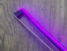 Load image into Gallery viewer, IllumeBow LED 3/4 Violin Bow