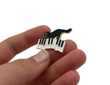 Load image into Gallery viewer, Cat on Piano Enamel Pin
