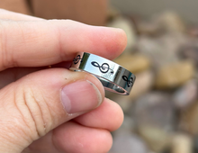 Load image into Gallery viewer, Stainless Steel Treble Clef Ring
