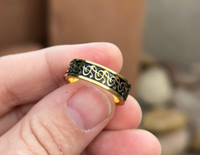 Load image into Gallery viewer, Stainless Steel Treble Clef Design Ring

