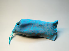 Load image into Gallery viewer, Pure Mulberry Silk Should Rest Bag - Emerald Nocturne
