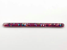 Load image into Gallery viewer, Prismatic Wand - Metallic Hot Pink
