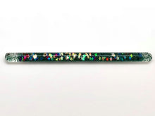 Load image into Gallery viewer, Prismatic Wand - Metallic Green
